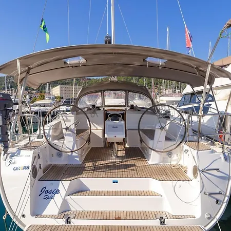 Bavaria Cruiser 46- Josip Tekne